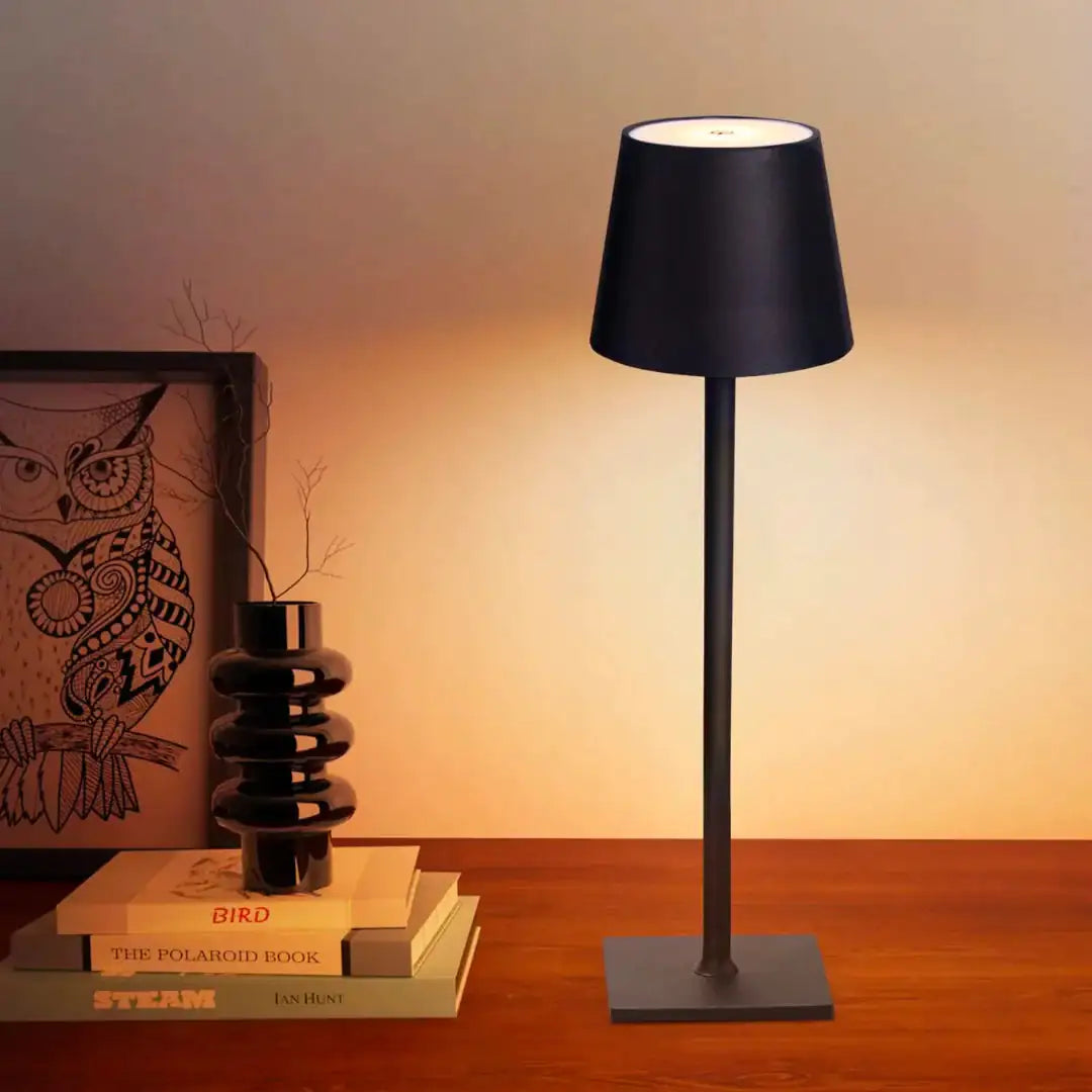 Elegant Wireless Table Lamp