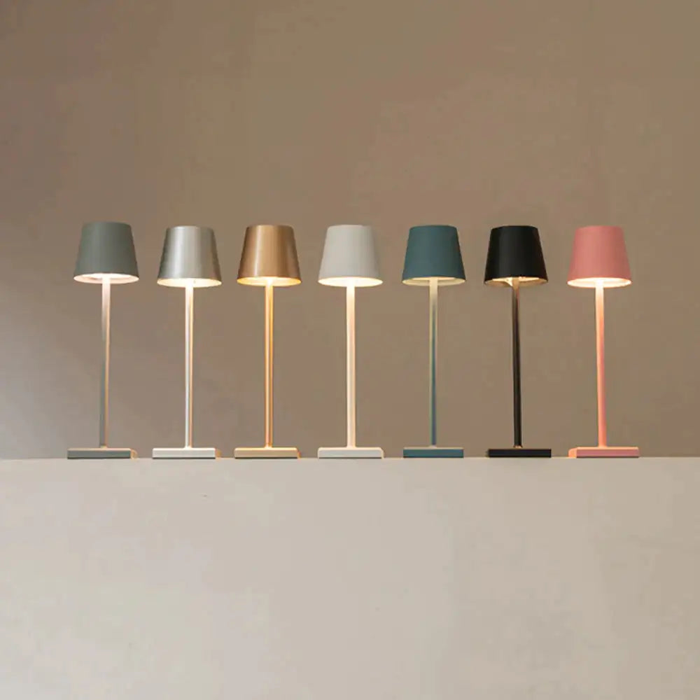 Elegant Wireless Table Lamp